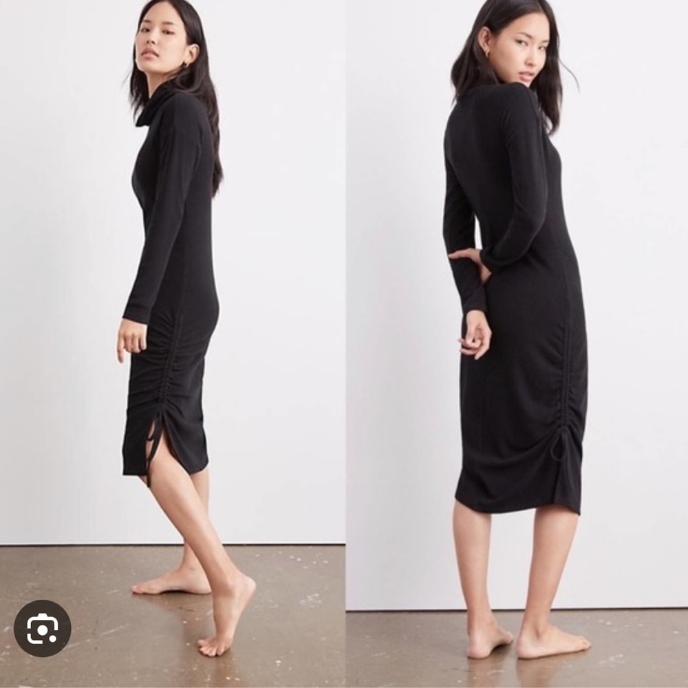 Anthropologie Emily Ruched MIDI Dress size large mock turtleneck
